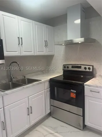 5909 SW 36th Court Davie FL 33314