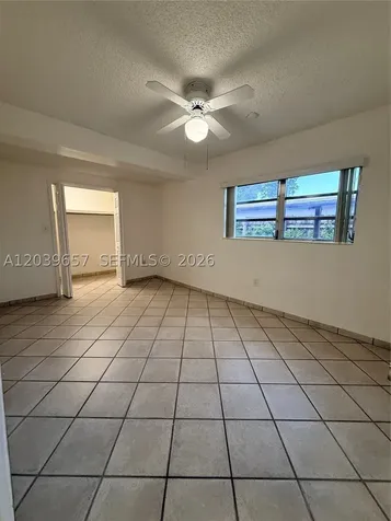 561 W 39th Street Hialeah FL 33012