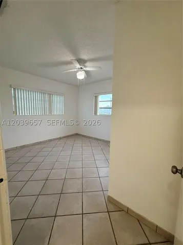 561 W 39th Street Hialeah FL 33012