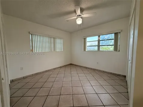 561 W 39th Street Hialeah FL 33012