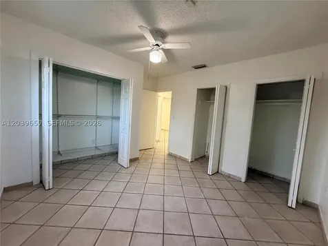 561 W 39th Street Hialeah FL 33012