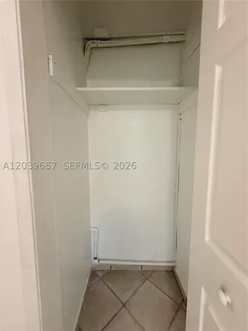 561 W 39th Street Hialeah FL 33012