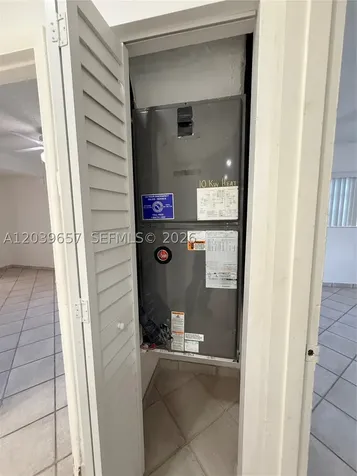 561 W 39th Street Hialeah FL 33012