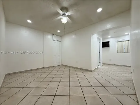 561 W 39th Street Hialeah FL 33012