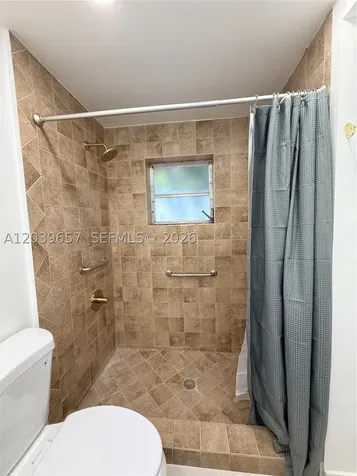 561 W 39th Street Hialeah FL 33012