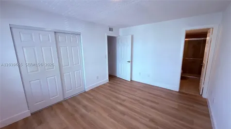 2735 W 66th Street Hialeah FL 33016