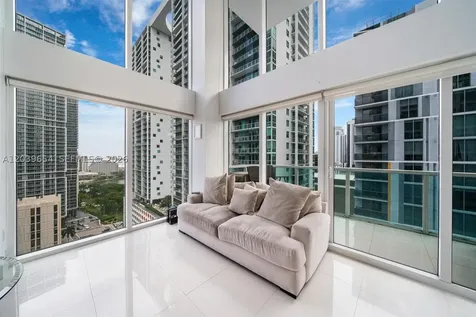 41 SE 5th Street Miami FL 33131