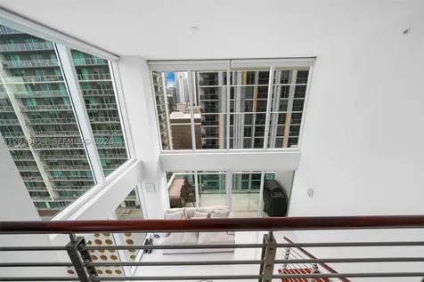 41 SE 5th Street Miami FL 33131