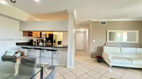 6458 Emerald Dunes Drive West Palm Beach FL 33411