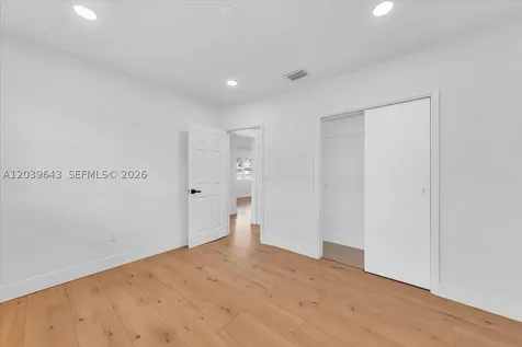 4719 E 8th Court Hialeah FL 33013