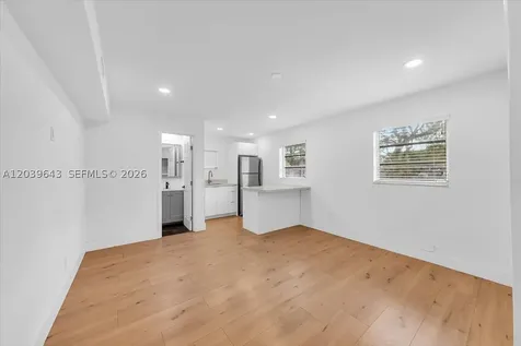 4719 E 8th Court Hialeah FL 33013