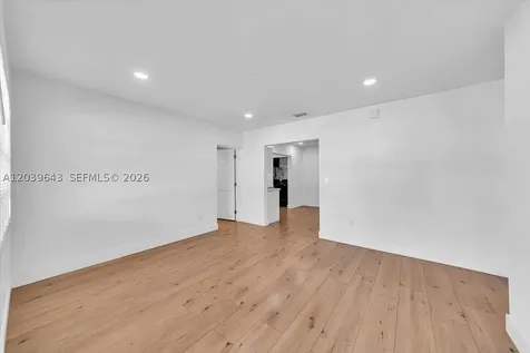 4719 E 8th Court Hialeah FL 33013