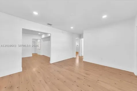 4719 E 8th Court Hialeah FL 33013