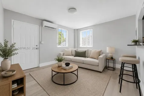 6647 SW 59th Place South Miami FL 33143