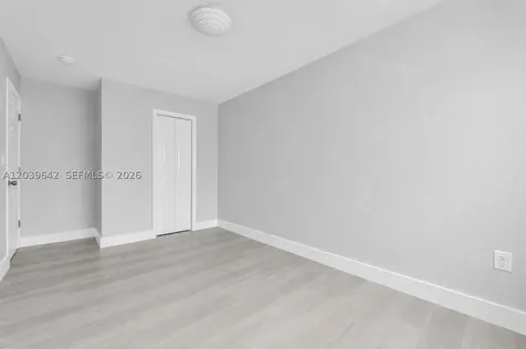 6647 SW 59th Place South Miami FL 33143