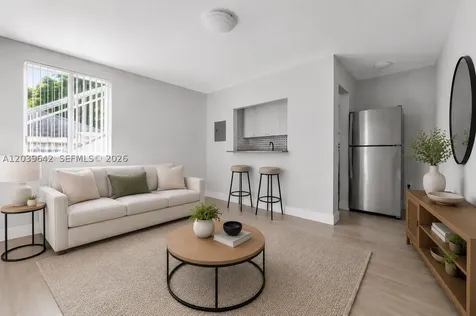 6647 SW 59th Place South Miami FL 33143