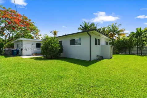5790 SW 3rd Street Miami FL 33144