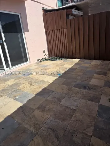 2154 W 60th Street Hialeah FL 33016