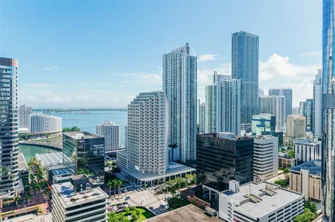 68 SE 6th Street Miami FL 33131