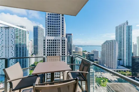 68 SE 6th Street Miami FL 33131