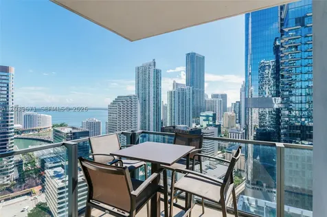 68 SE 6th Street Miami FL 33131