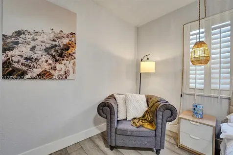 5535 SW 24th Avenue Dania Beach FL 33312