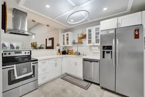 5535 SW 24th Avenue Dania Beach FL 33312