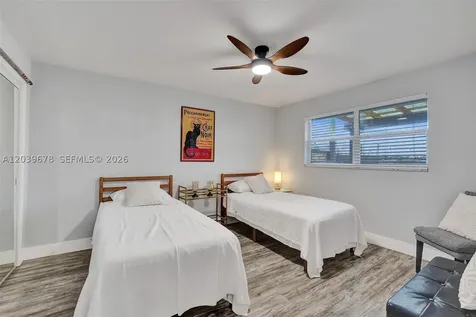 5535 SW 24th Avenue Dania Beach FL 33312