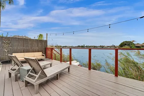 5535 SW 24th Avenue Dania Beach FL 33312