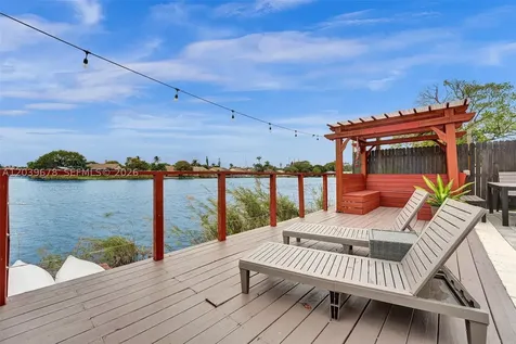 5535 SW 24th Avenue Dania Beach FL 33312