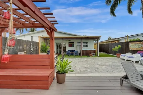 5535 SW 24th Avenue Dania Beach FL 33312