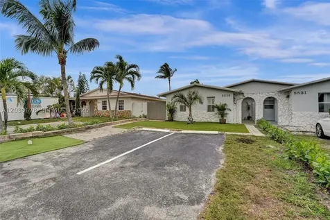 5535 SW 24th Avenue Dania Beach FL 33312