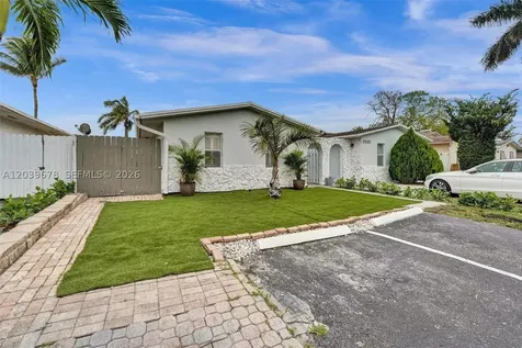 5535 SW 24th Avenue Dania Beach FL 33312