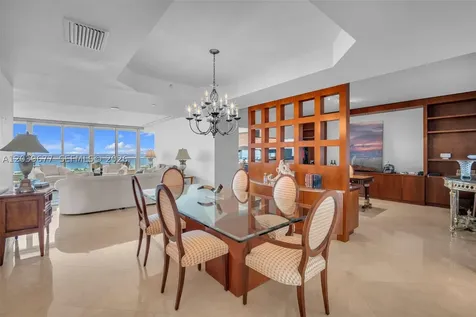 19955 NE 38th Court Aventura FL 33180