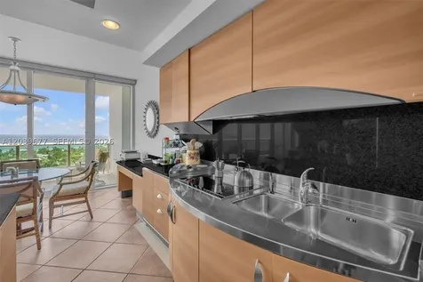 19955 NE 38th Court Aventura FL 33180