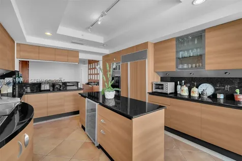 19955 NE 38th Court Aventura FL 33180