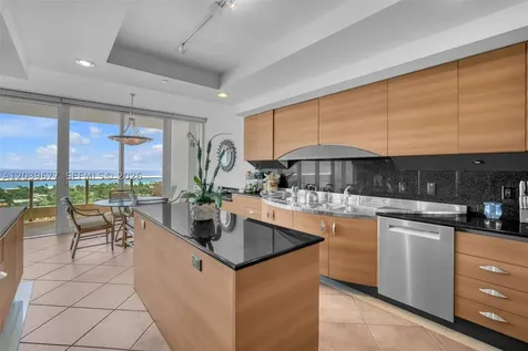 19955 NE 38th Court Aventura FL 33180