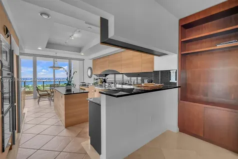 19955 NE 38th Court Aventura FL 33180