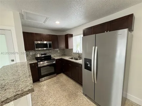 458 E 31st Street Hialeah FL 33013
