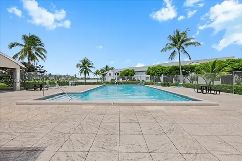 999 Hamilton Drive Homestead FL 33034