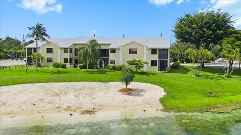 999 Hamilton Drive Homestead FL 33034