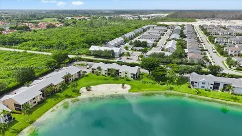 999 Hamilton Drive Homestead FL 33034