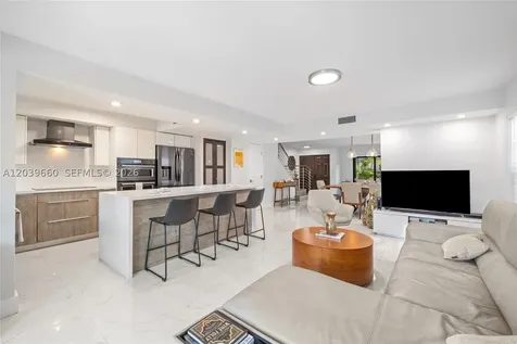 2771 NE 164th Street North Miami Beach FL 33160