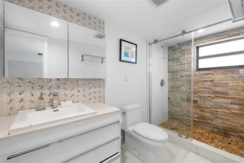 2771 NE 164th Street North Miami Beach FL 33160