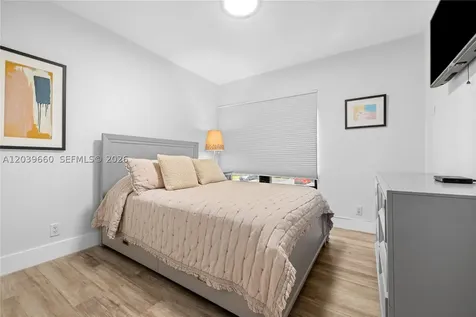 2771 NE 164th Street North Miami Beach FL 33160