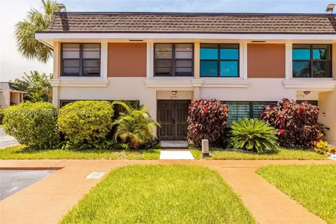 2771 NE 164th Street North Miami Beach FL 33160