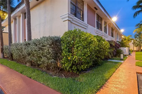 2771 NE 164th Street North Miami Beach FL 33160
