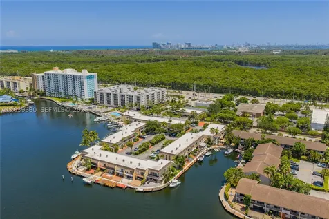 2771 NE 164th Street North Miami Beach FL 33160