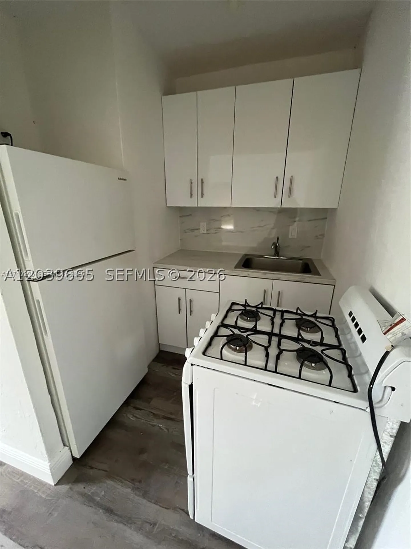 2035 Dewey Hollywood FL 33020