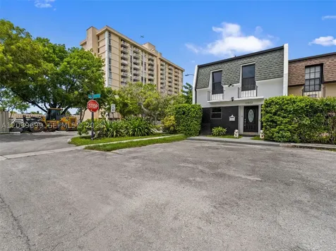13502 NE 24th Court North Miami FL 33181